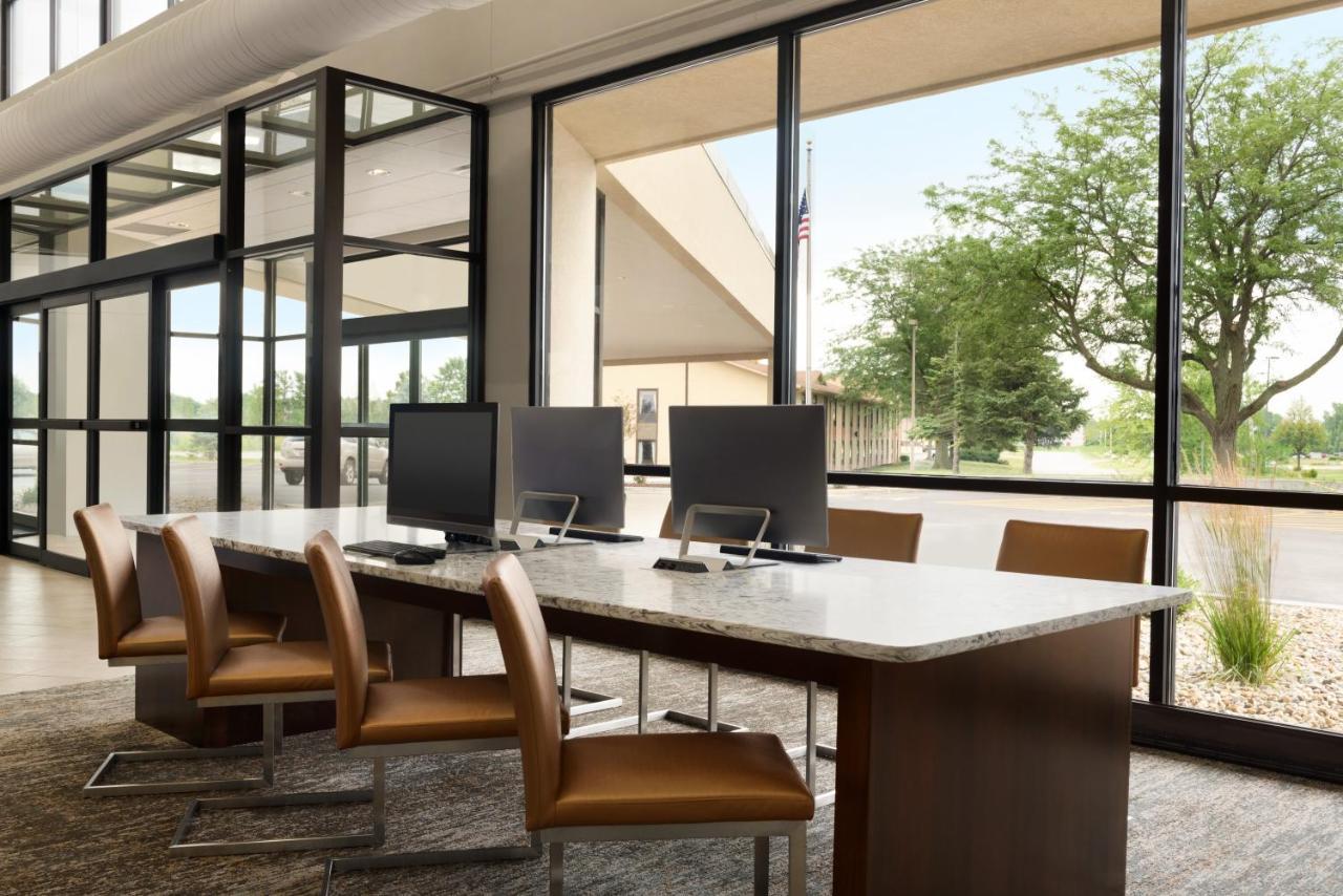 Holiday Inn - Bloomington - Normal By Ihg エクステリア 写真