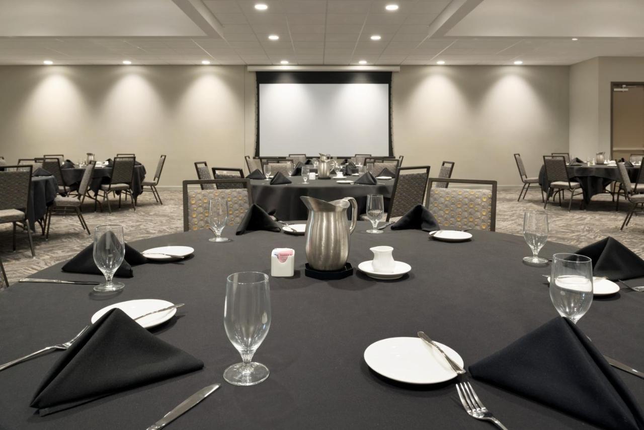 Holiday Inn - Bloomington - Normal By Ihg エクステリア 写真