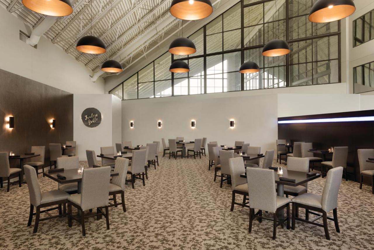 Holiday Inn - Bloomington - Normal By Ihg エクステリア 写真
